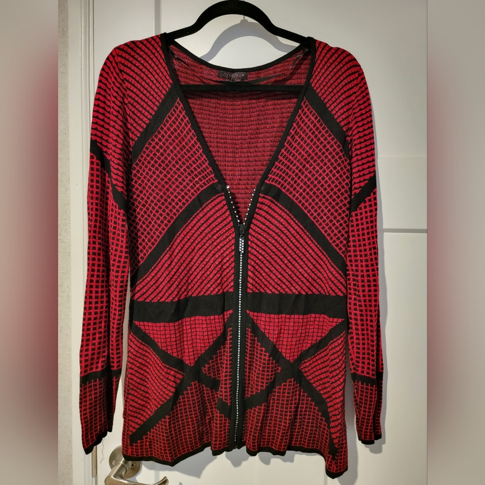 A beautiful cardigan, color red ,size L